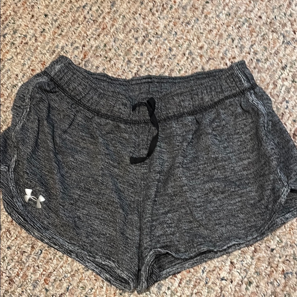 Under Armour Gray Athletic Shorts Moisture-Wicking Performance